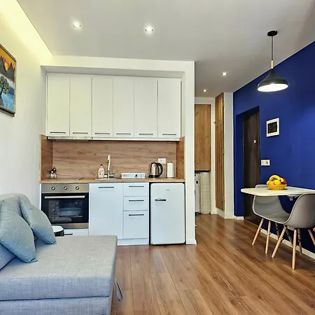Apartmán Blue Studio, Modern & Beachfront - By Beta Premium *