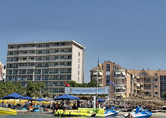 Blue Studio, Modern & Beachfront - By Beta Premium *